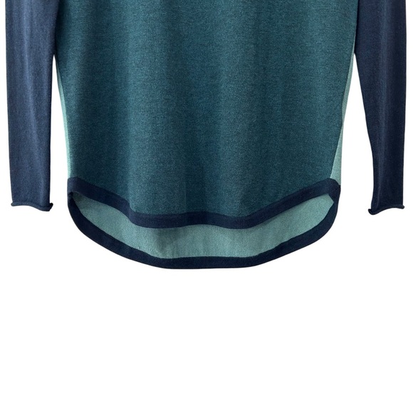 Smartwool women’s Shadow Pine Colorblock crew Sweater XS navy teal merino wool - Picture 4 of 8